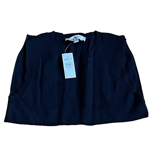 New!!! Loft Black Shell - Picture 4 of 6